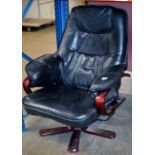 MODERN BLACK LEATHER EASY CHAIR