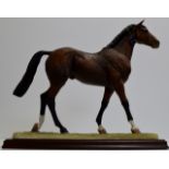 A VERY LARGE BORDER FINE ARTS HORSE DISPLAY ON STAND "THOROUGHBRED STALLION, BAY", LIMITED EDITION