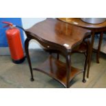 MAHOGANY SHAPED FOLD OVER TABLE & FIRE SCREEN