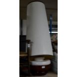 LARGE RETRO POTTERY TABLE LAMP WITH SHADE