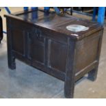 AN OLD OAK COFFER STYLE BLANKET BOX