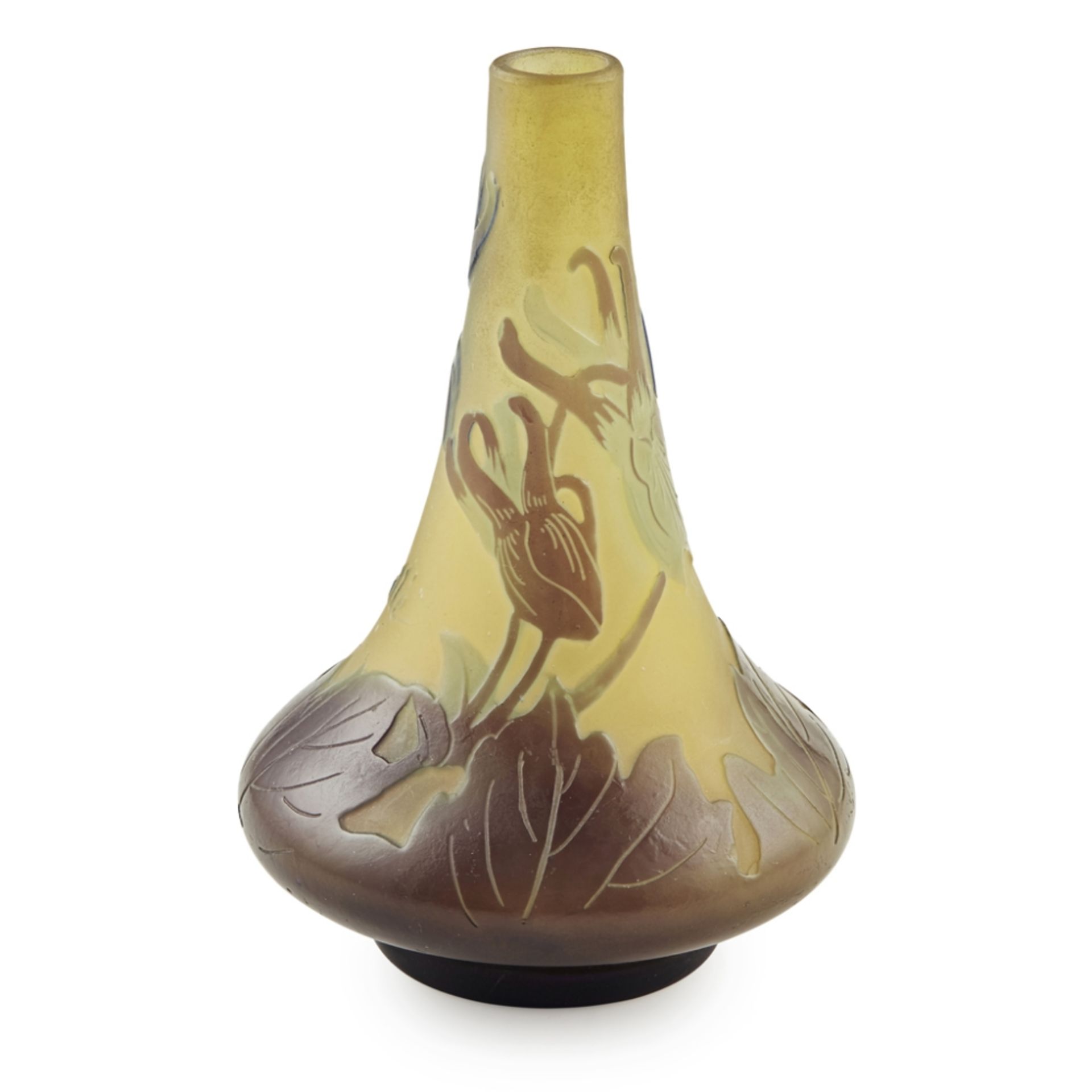 EMILE GALLÉ (1846-1904) CAMEO GLASS BOTTLE VASE, CIRCA 1910 the frosted glass body overlaid in