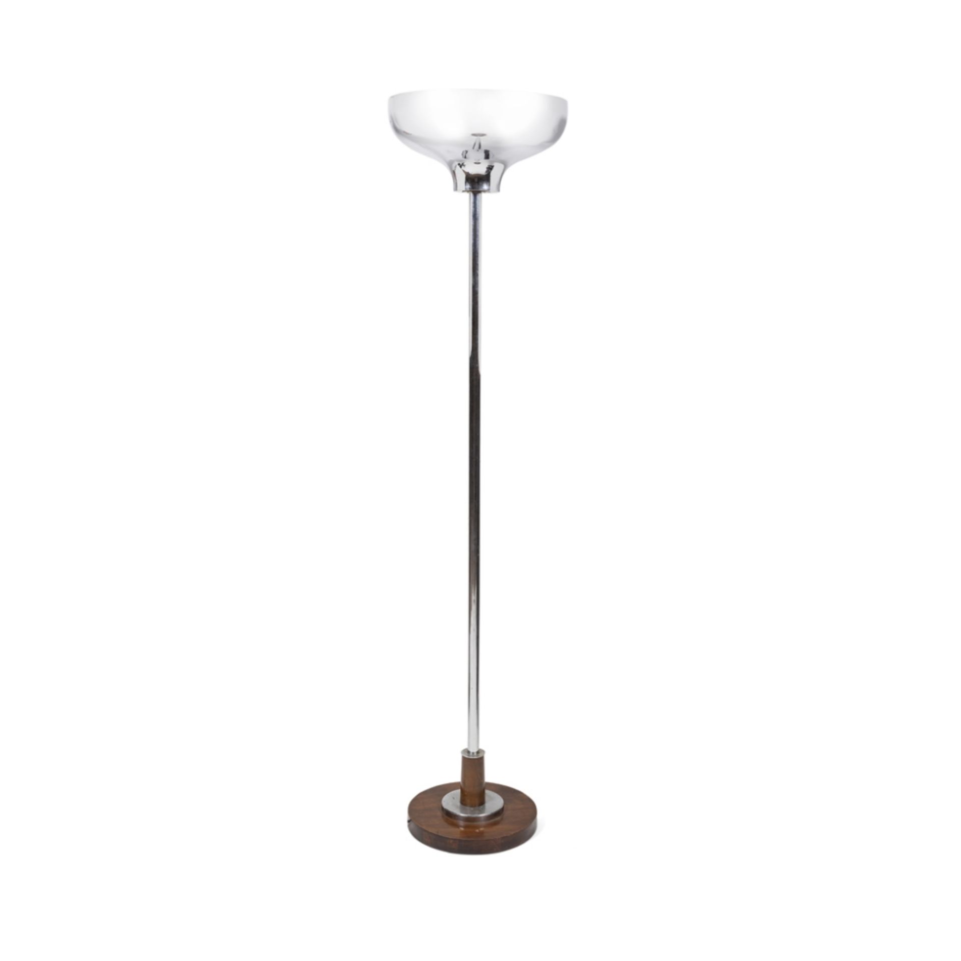 ENGLISH SCHOOL ART DECO CHROMIUM PLATED FLOOR LAMP UPLIGHTER, CIRCA 1930 the broad dished shade on