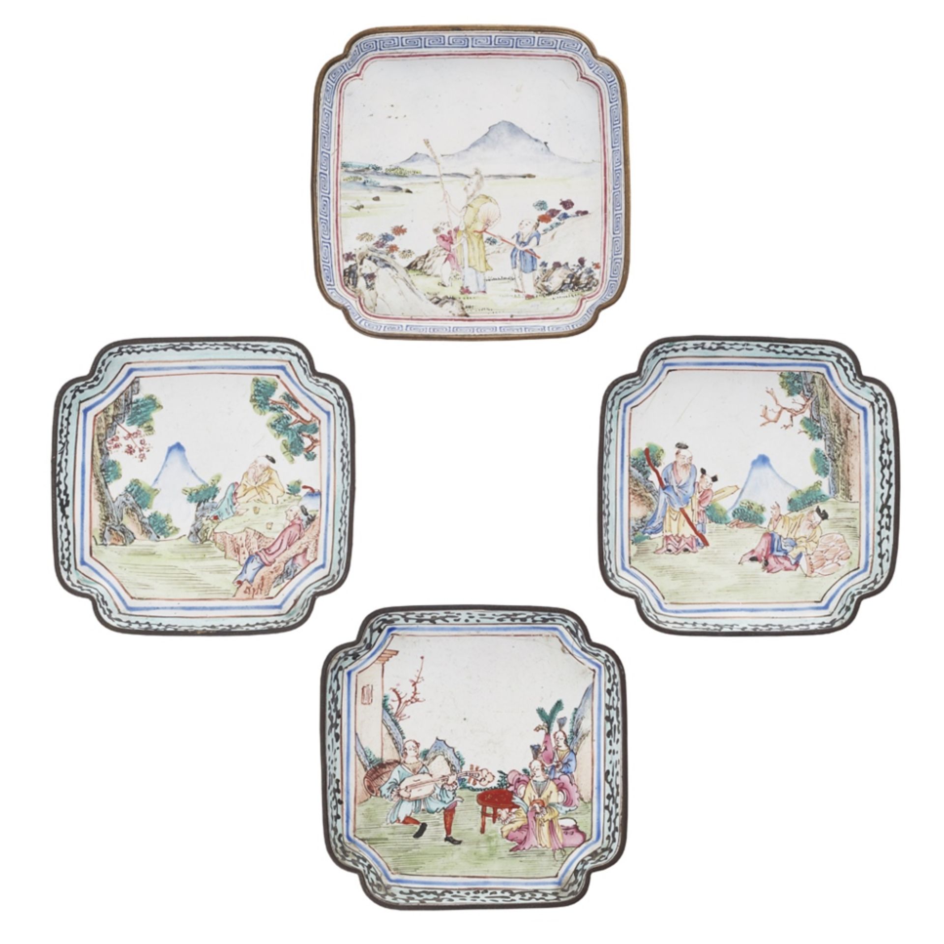 FOUR SMALL CANTON ENAMEL TRAYSQING DYNASTY, 18TH/19TH CENTURY each quatre-lobed shallow tray