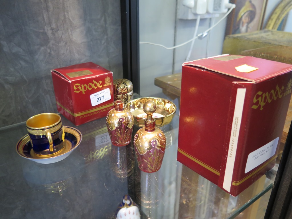 Spode Fleur de Lys pill box and bud vase in boxes together with Bohemian red gilded decorated