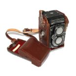 A Rolleiflex 3.5f camera no. 2820111 with Planar 1:3.5 75mm lens, cased