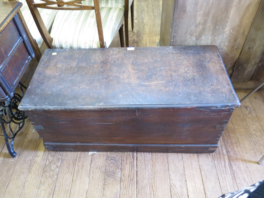 A stained wood blanket box, 102cm wide, 45cm high, 44cm deep