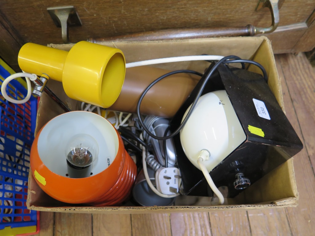 Four anglepoise lamps and various other 1970s table lights