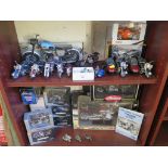 A 1:6 scale model of a BMW R1200C motorbike, a 1:10 scale model of a 1942 Indian 442 motorbike,
