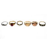 A collection of four gem set rings and two gold signet rings (6)