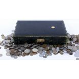 A BLACK LEATHER JEWELLERY BOX AND CONTENTS THEREIN and a large collection of world coinage etc