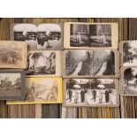 A LARGE COLLECTION OF LOOSE LATE 19TH CENTURY AND EARLY 20TH CENTURY STEREOSCOPIC CARDS of various