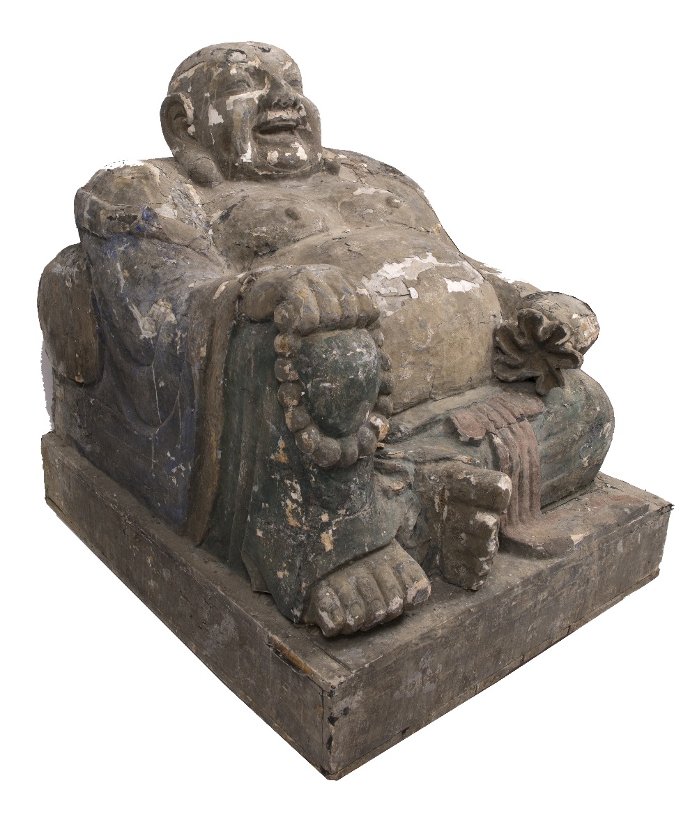 A LARGE CARVED GESSO AND PAINTED SCULPTURE depicting a laughing budda (losses and damages), 105. - Image 3 of 6