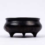 A Chinese bronze ting (Gui) 18th Century of plain form on three supports with Xuande seal mark, 11.