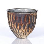 Akiko Hirai (Contemporary) Tea bowl grey petal glazed interior and patterned to the outside 9cm