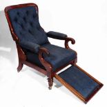 AN EARLY 19TH CENTURY MAHOGANY FRAME LIBRARY CHAIR with scroll arms, reclining back and extending