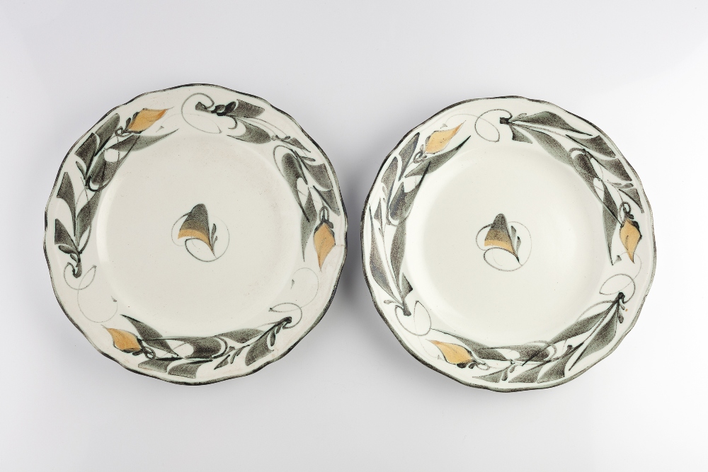Edgar Campden at Aldermaston Pottery Pair of plates brushwork floral motifs painted potter's
