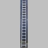 An aluminium extending ladder, 204cm,