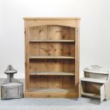 A pine dwarf open bookcase, 97cm,