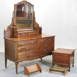 An Edwardian mahogany dressing chest, 120cm,