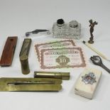 A collection of items, to include an early 20th century ivory propelling pencil,