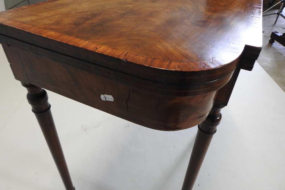 A George III mahogany and satinwood crossbanded folding card table, with a hinged breakfront top, - Image 6 of 7