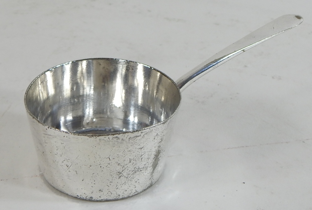 An Edwardian silver butter dish, with a glass liner and knife, Birmingham 1903, cased, - Image 4 of 15