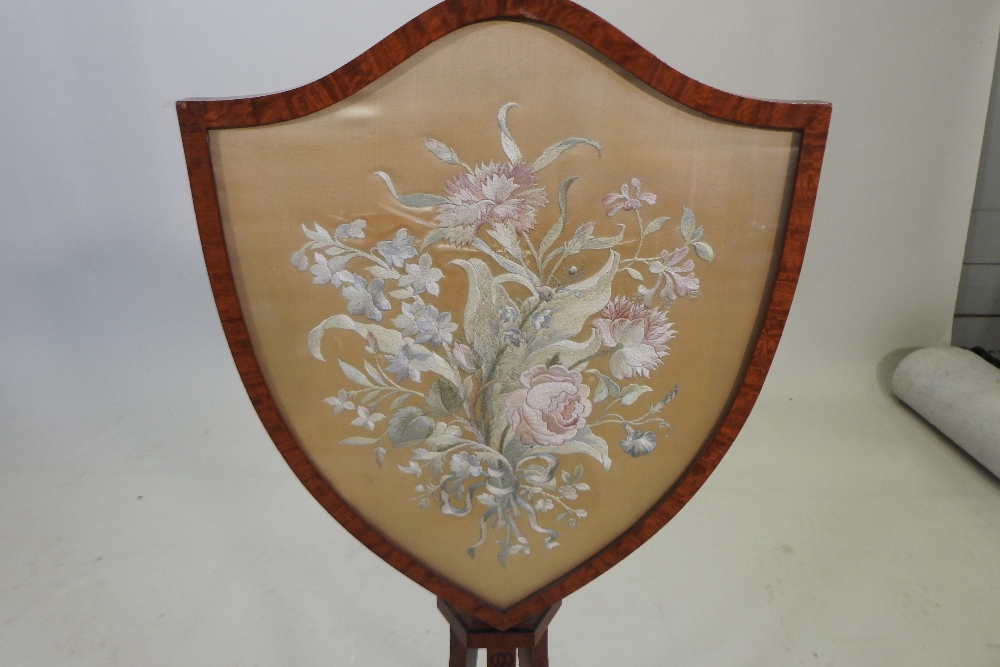 A 19th century Sheraton style satinwood pole screen, - Image 6 of 10