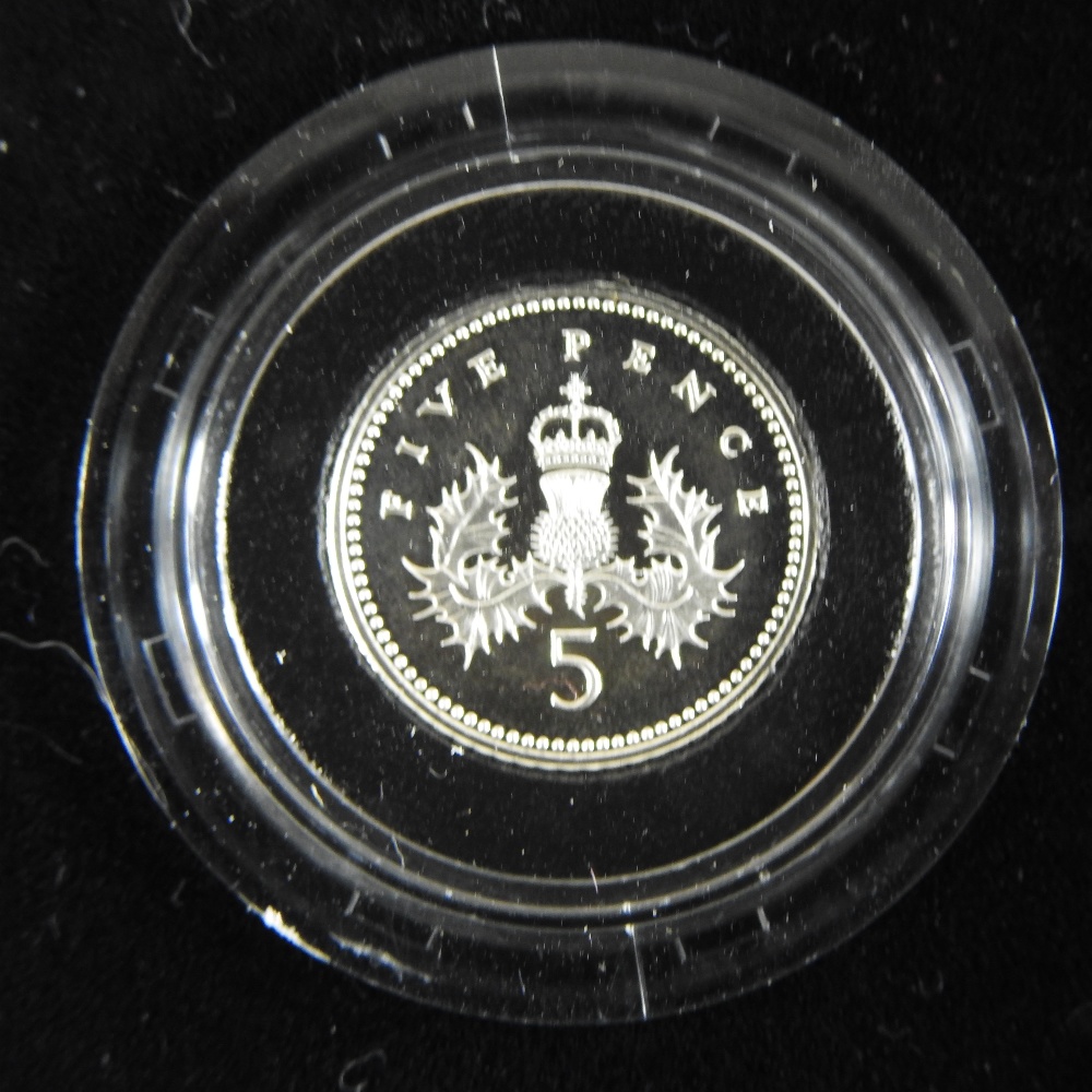 A Royal Mint silver proof set, to commemorate The Queen's 80th Birthday Collection, - Image 13 of 16