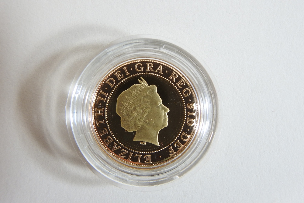 A 22 carat gold £2 proof coin, 2007, to commemorate the 300th anniversary of the Act of Union, - Image 4 of 6