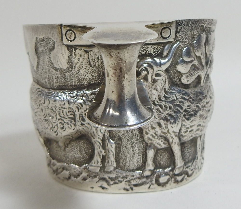 A Victorian silver replica of the Mycenaean Vapheio Cup, Chester 1900, 7cm high. - Image 5 of 9