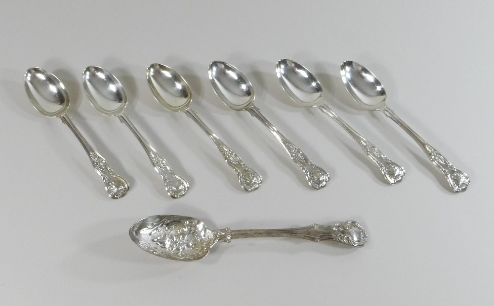 A set of six early 20th century silver Queens pattern dessert spoons, London 1901, - Image 2 of 6