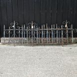 An ornate wrought iron railing,167 x 65cm,