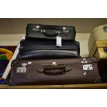 A trio of three vintage suitcases (3)