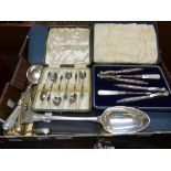 Various boxed cutlery to include a set of lobster crackers and pickers and a set of spoons with