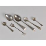 Silver salt spoons, tea spoons etc. (6)