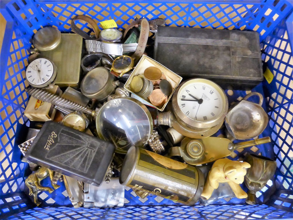 A rummage box of various vintage/antique collectables comprising of various Ronson lighters & other