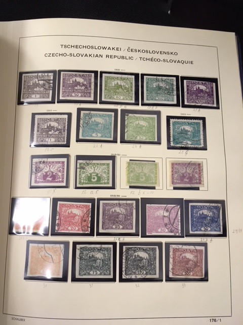 CZECHOSLOVAKIA STAMPS : Mint & used coll - Image 2 of 4