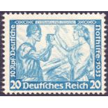 GERMANY STAMPS 1933 Wagners' Operas, 20pf+10pf and 25pf+15pf both U/M but with the odd perf fault.