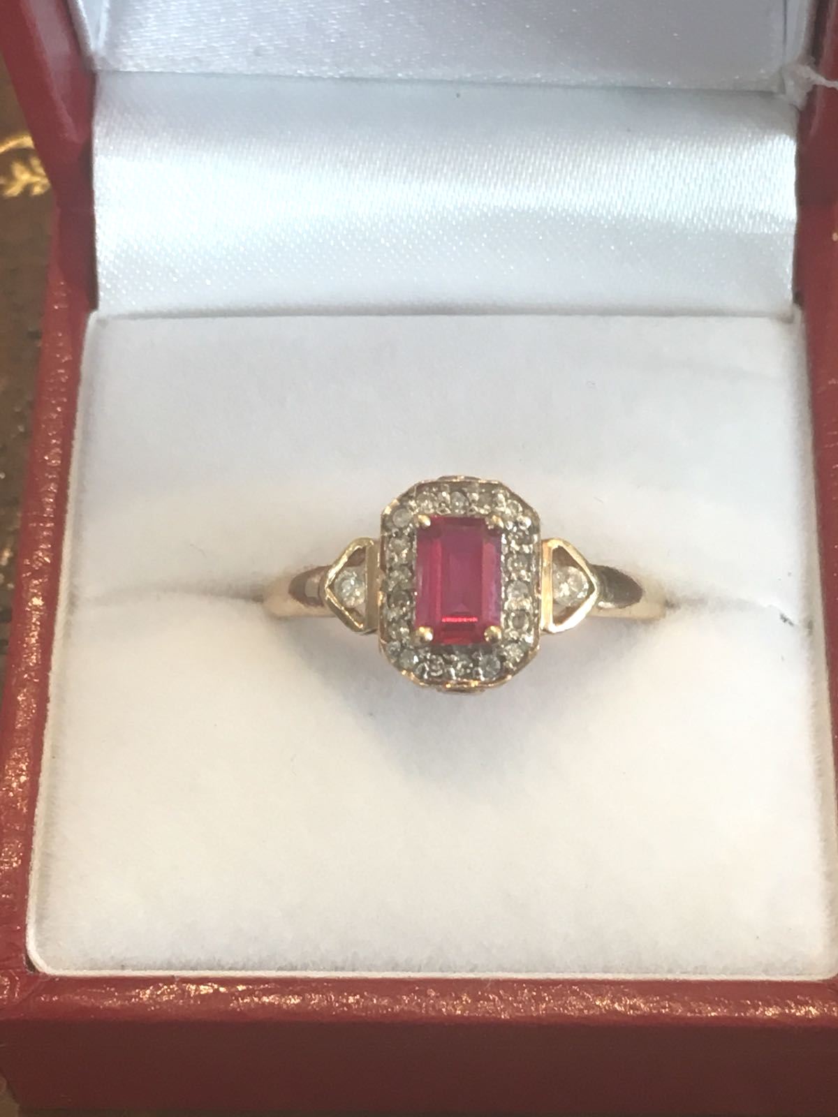 9 Carat Gold Mounted Diamond and Ruby Decorated Ladies Ring