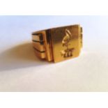 Antique 18 Carat Gold Intaglio Gentleman's Ring c1920