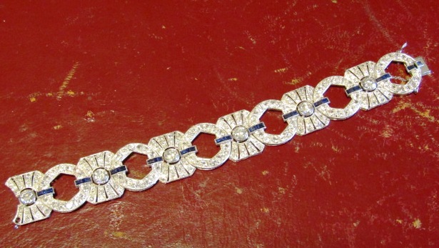 Fine Art Deco Platinum Mounted Diamond and Caliber Set Sapphire Mounted Bracelet of Superb Colour