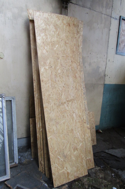 Various Assortment of OSB Board Each Length Approx 8ft