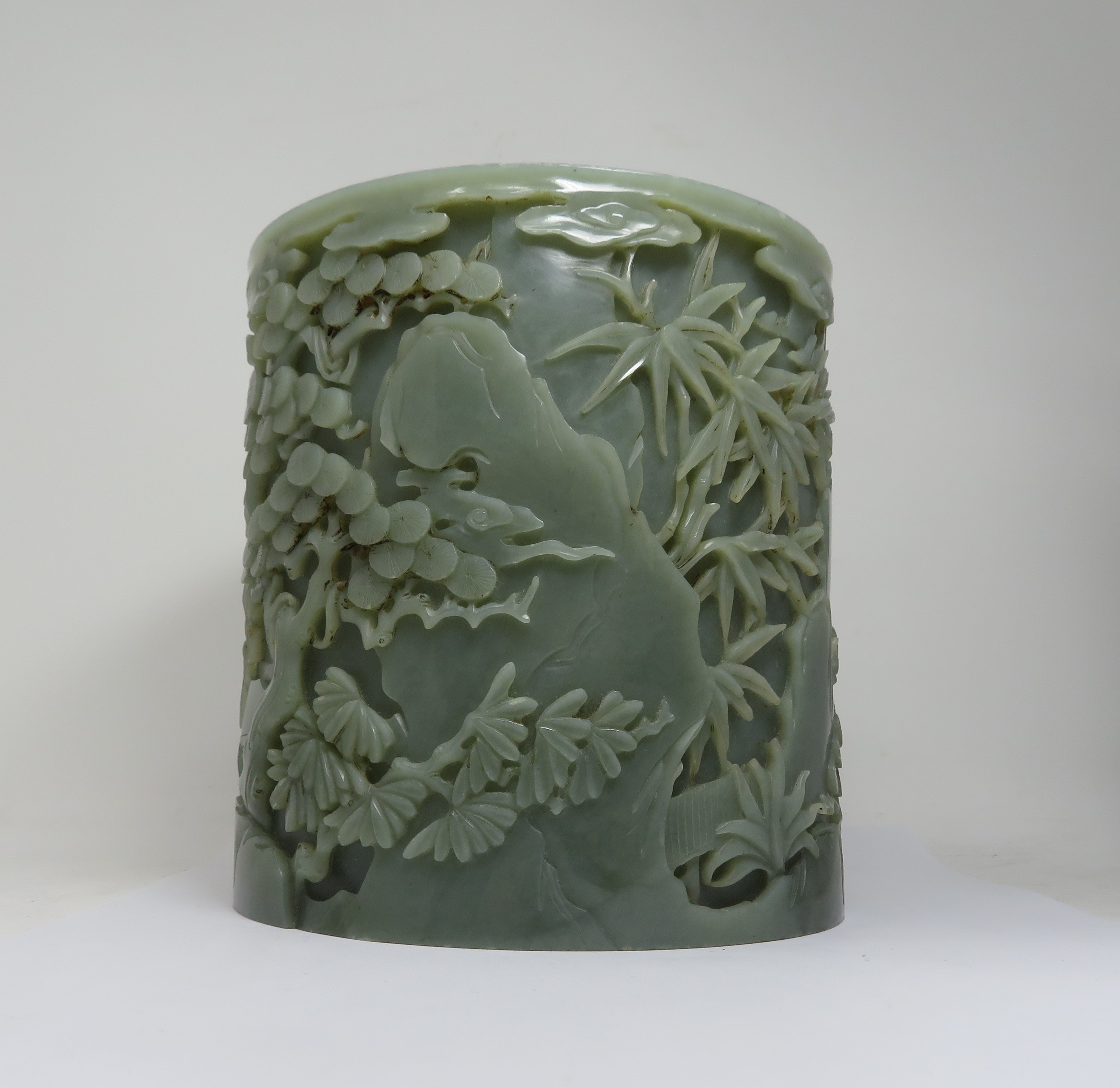 A CHINESE CELADON JADE 'IMMORTALS' BRUSHPOT - Image 3 of 4