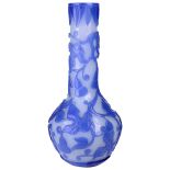 ‡ A CHINESE BLUE OVERLAID WHITE GLASS BOTTLE VASE, 19TH CENTURY