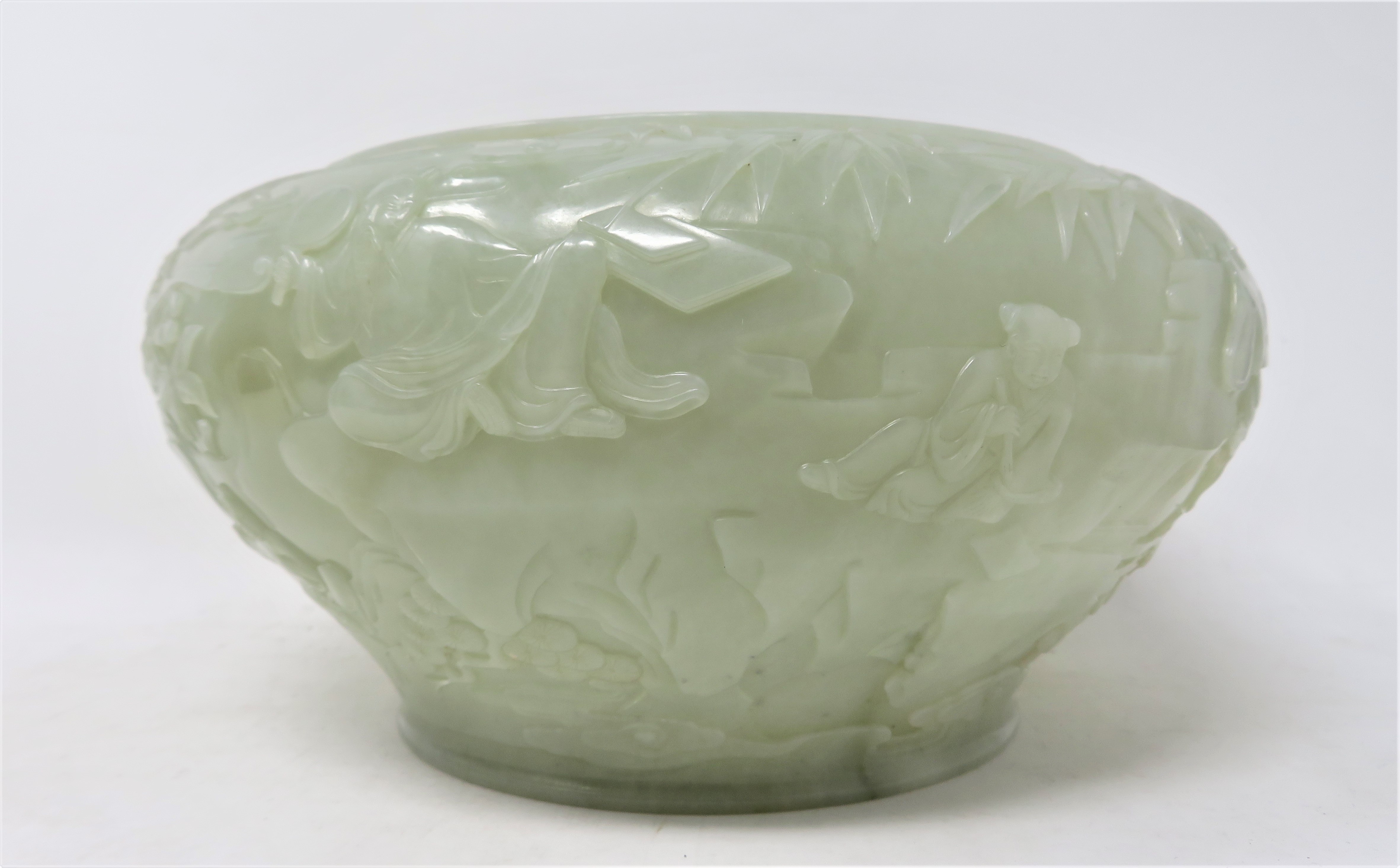 A CHINESE PALE CELADON JADE 'SCHOLARS' BOWL - Image 3 of 10