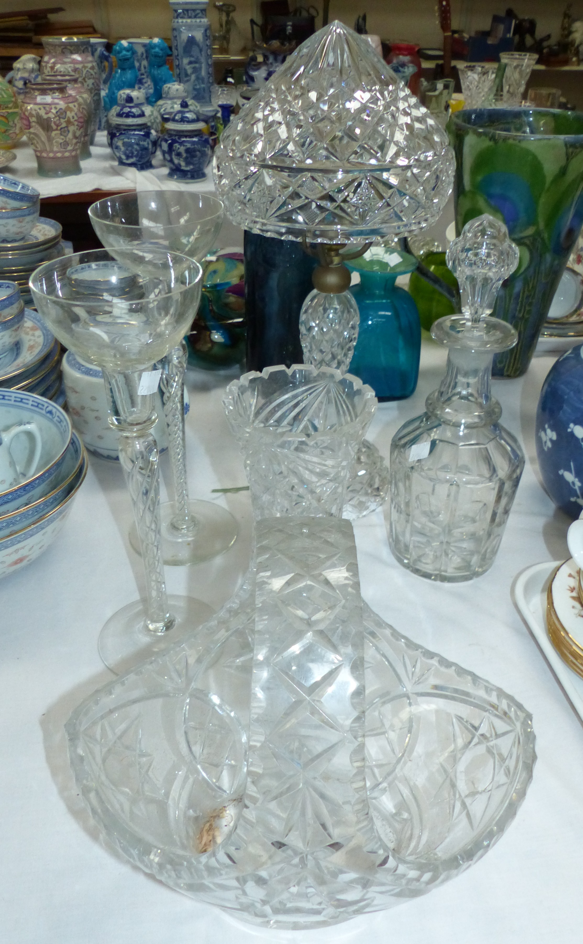 A mushroom lamp with cut glass shade; other pieces of cut glass