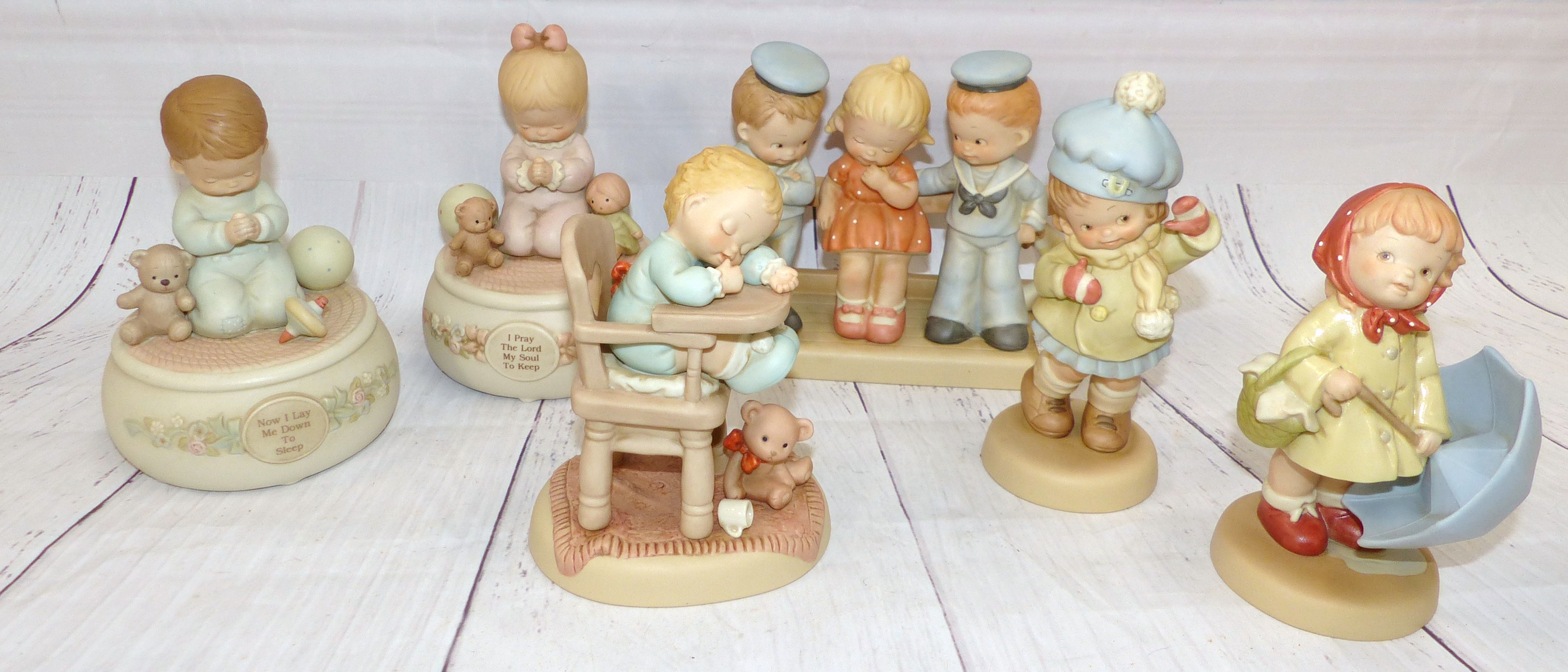 5 originally boxed Memories of Yesterday Mabel Lucy Atwell figures and an unboxed musical figure