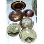 A studio pottery dish signed 'Hugo', 6"; 6 other dishes