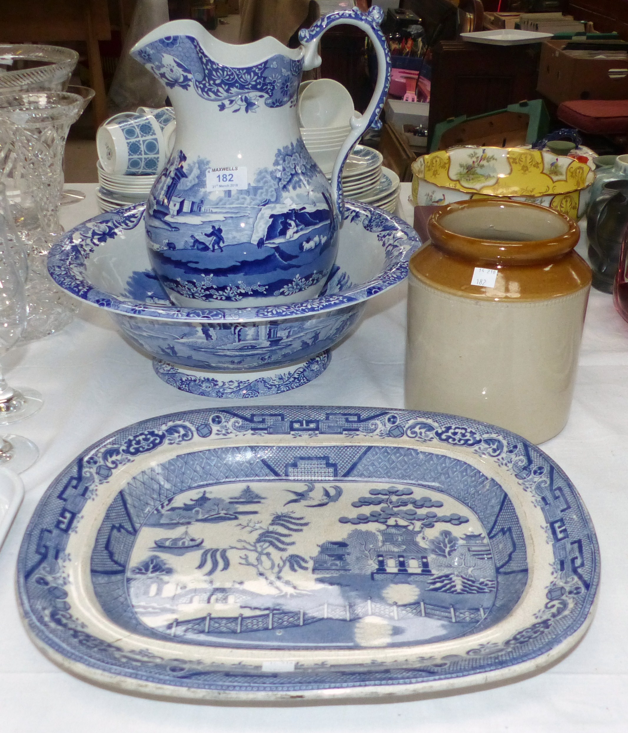 A Copeland 'Spode's Italian' jug and bowl set; a Willow pattern meat plate